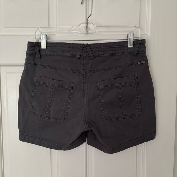 Prana Dark Gray 5” Women’s Shorts Size 8/29 - Picture 3 of 5